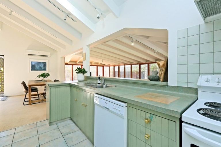 Photo of property in 63 James Cook Street, Havelock North, 4130