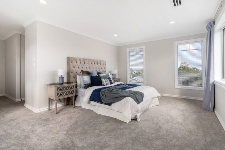 Photo of property in 32 Rahui Road, Greenhithe, Auckland, 0632