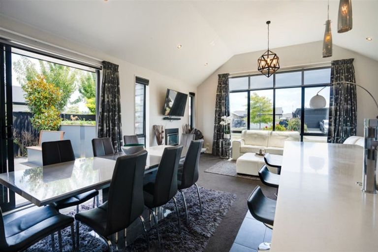 Photo of property in 72 Beachvale Drive, Kaiapoi, 7630