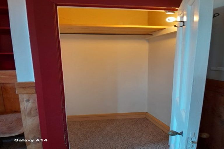 Photo of property in 51 Ellesmere Street, Ravensbourne, Dunedin, 9022