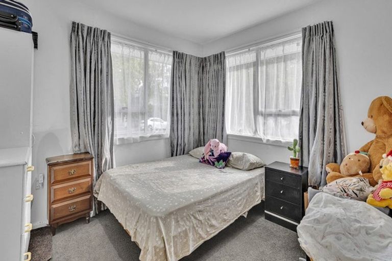 Photo of property in 51 Lochee Road, Upper Riccarton, Christchurch, 8041