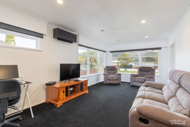Photo of property in 29 Courtenay Road, Heretaunga, Upper Hutt, 5018