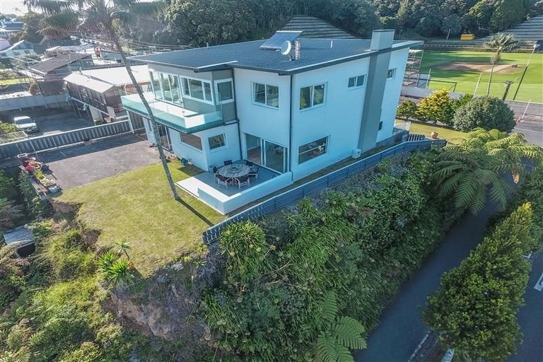 Photo of property in 11 Fillis Street, New Plymouth, 4310