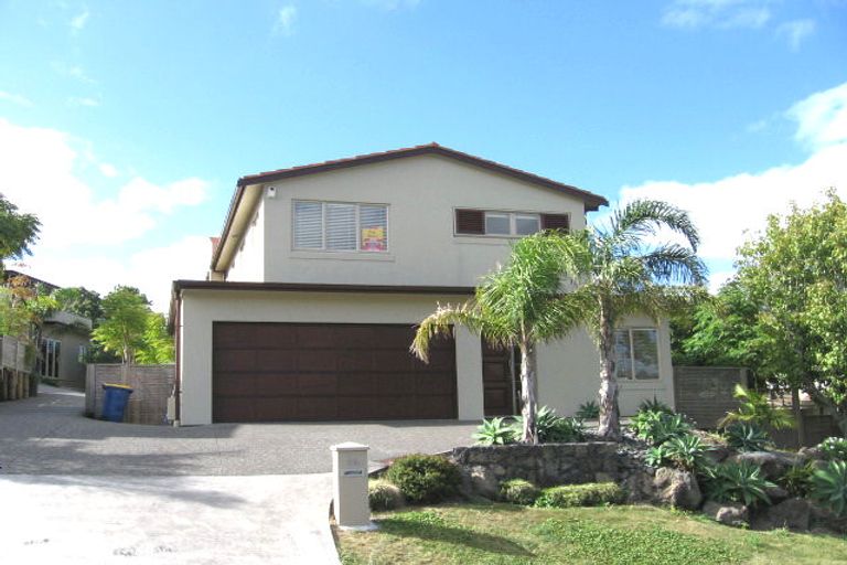 Photo of property in 29a Bevyn Street, Castor Bay, Auckland, 0620