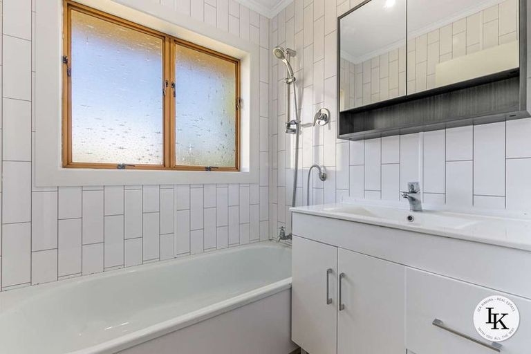 Photo of property in 287 Great South Road, Manurewa, Auckland, 2102