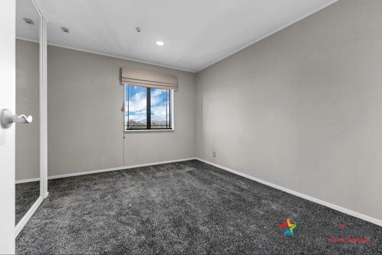 Photo of property in 5/77 Saint George Street, Papatoetoe, Auckland, 2025