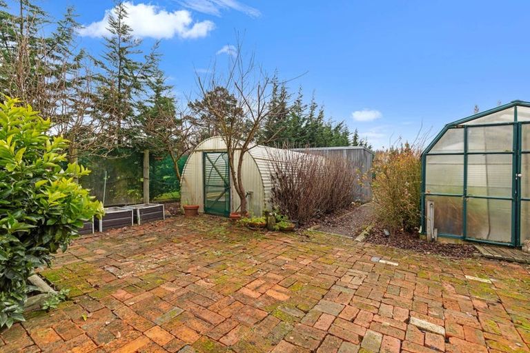 Photo of property in 100 Cole Street, Dannevirke, 4930