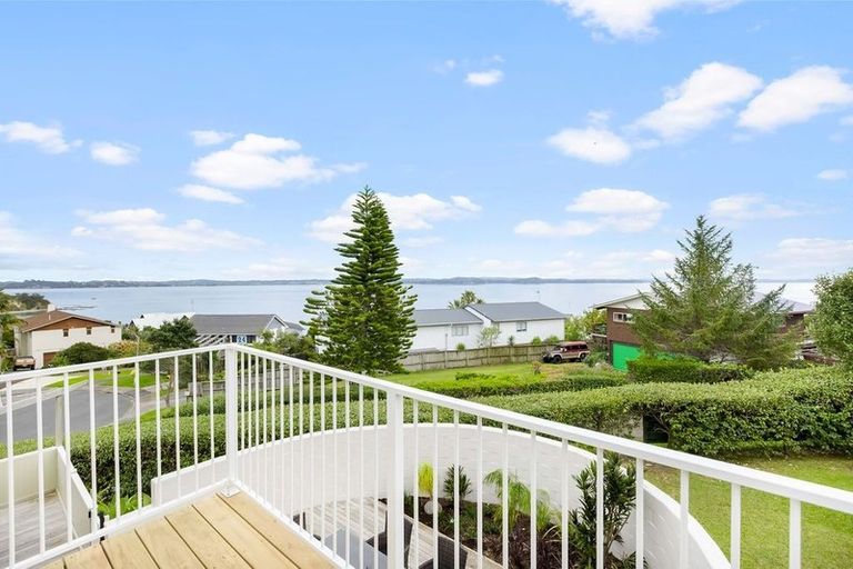 Photo of property in 19 Siesta Terrace, Gulf Harbour, Whangaparaoa, 0930