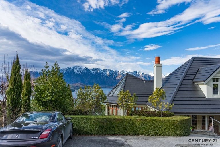 Photo of property in 4 Vanguard Lane, Fernhill, Queenstown, 9300
