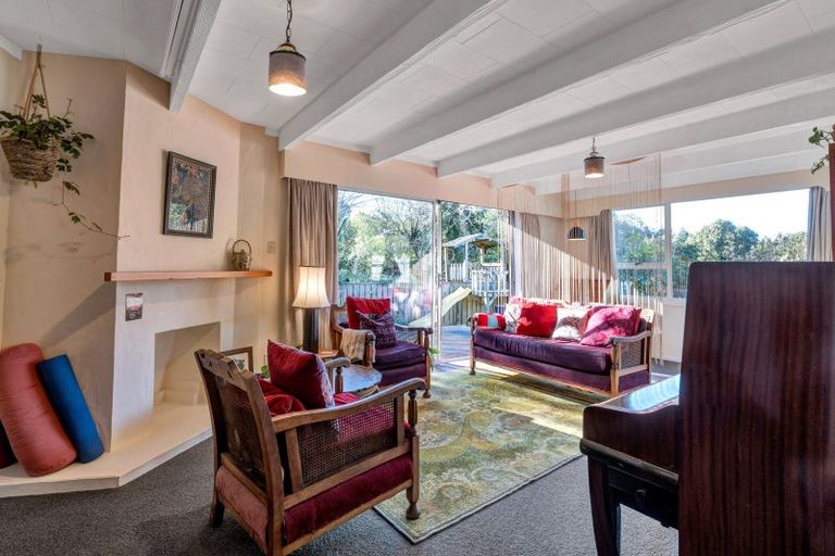 Photo of property in 5a Marina Grove, Frankleigh Park, New Plymouth, 4310