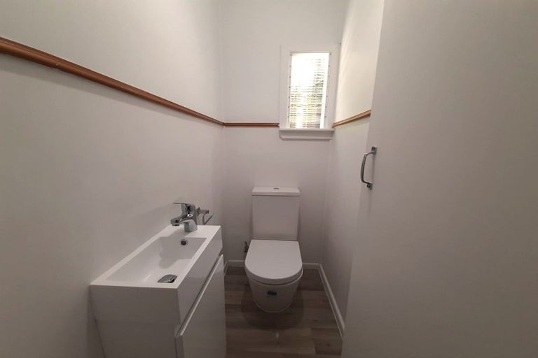 Photo of property in 80 Arran Road, Browns Bay, Auckland, 0630