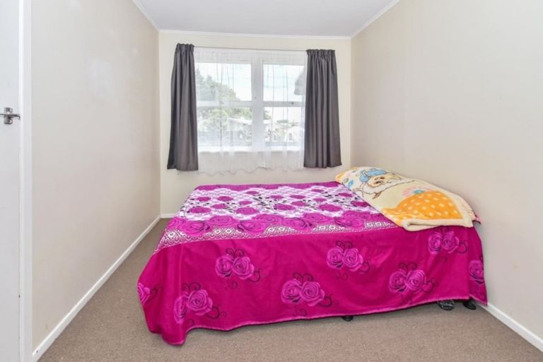 Photo of property in 22 Eastburn Street, Papakura, 2110