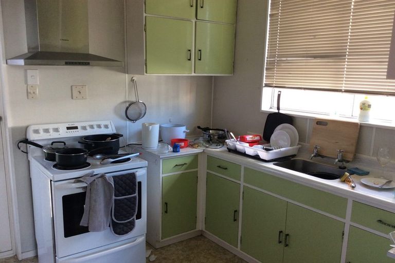 Photo of property in 1/4 Rodney Street, Waiwhetu, Lower Hutt, 5010