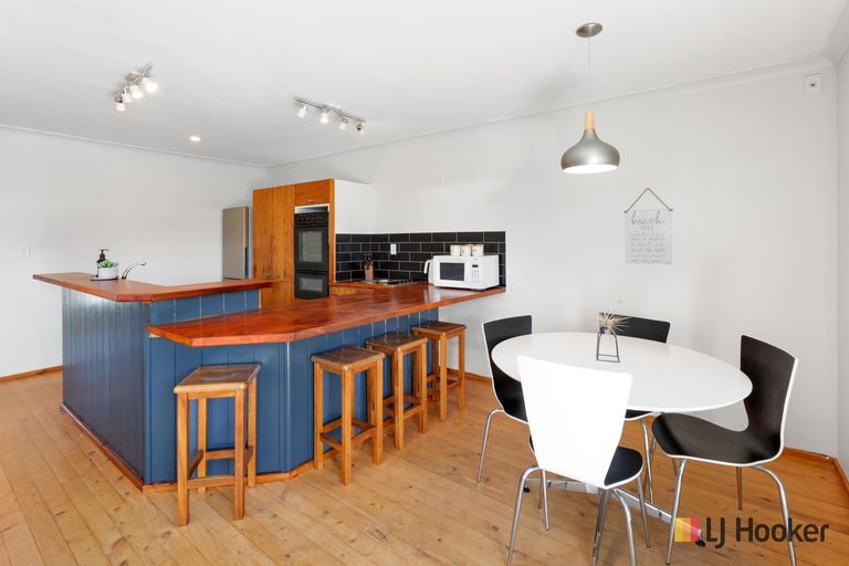 Photo of property in 17 Brighton Road, Waihi Beach, 3611