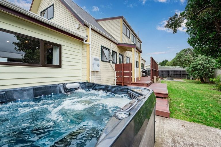 Photo of property in 43 Parakai Street, Paraparaumu, 5032