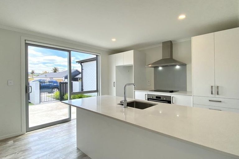 Photo of property in 12 Marata Lane, Te Puke, 3119