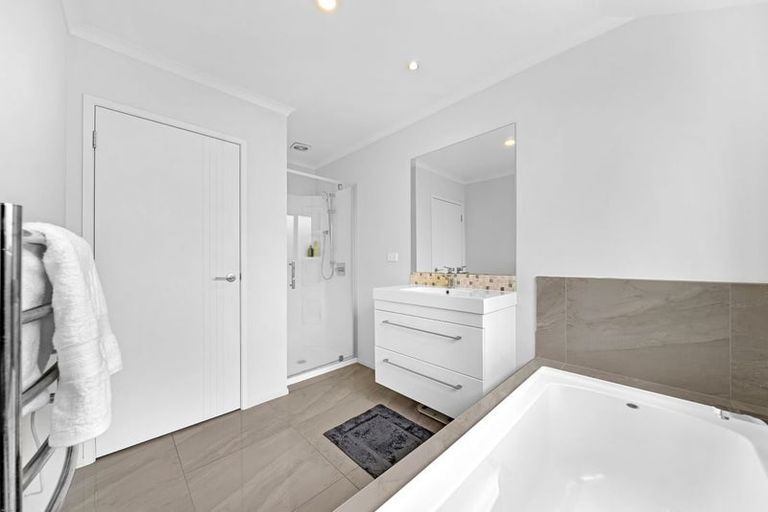 Photo of property in 31a Raithburn Terrace, Pokeno, 2402