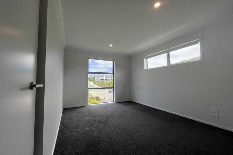 Photo of property in 58 Pateke Drive, Kenepuru, Porirua, 5022