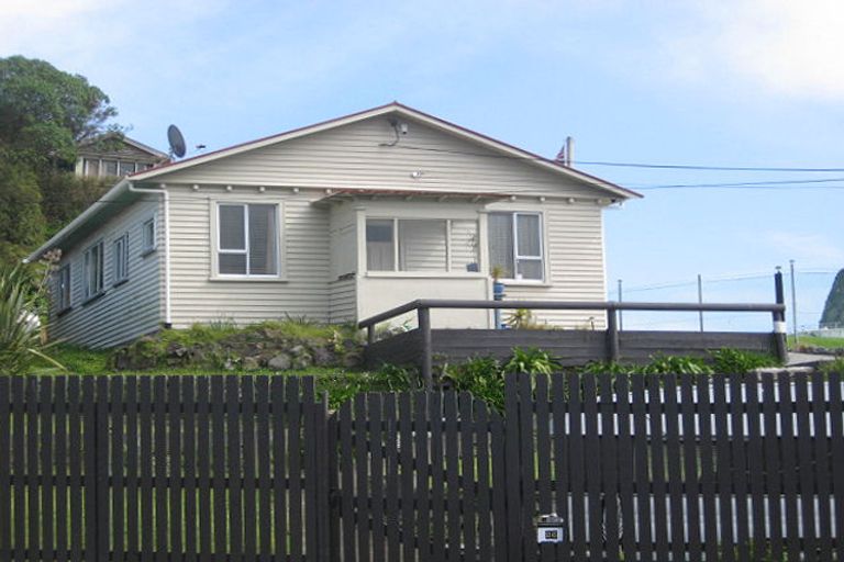 Photo of property in 26 Ngamotu Road, Moturoa, New Plymouth, 4310