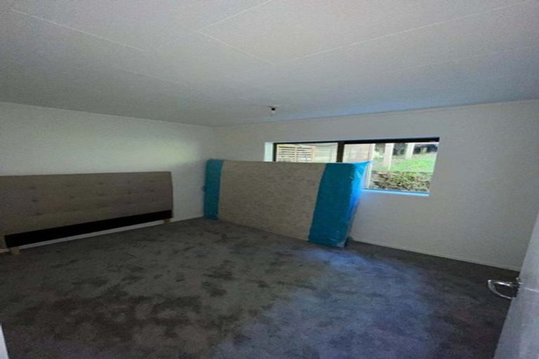 Photo of property in 102 Stapleford Crescent, Browns Bay, Auckland, 0630