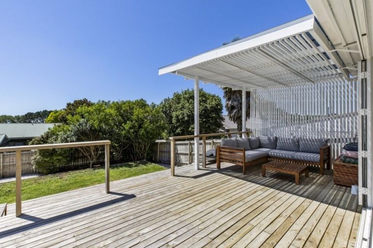 Photo of property in 22 Buchanan Road, Kingseat, Papakura, 2580