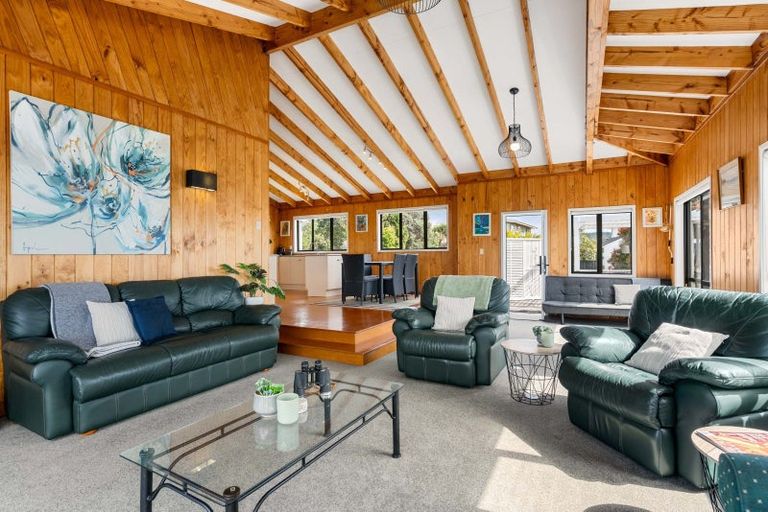 Photo of property in 409 Onemana Drive, Onemana, Whangamata, 3691