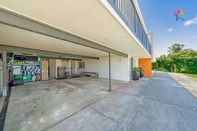Photo of property in 267b Dowse Drive, Maungaraki, Lower Hutt, 5010