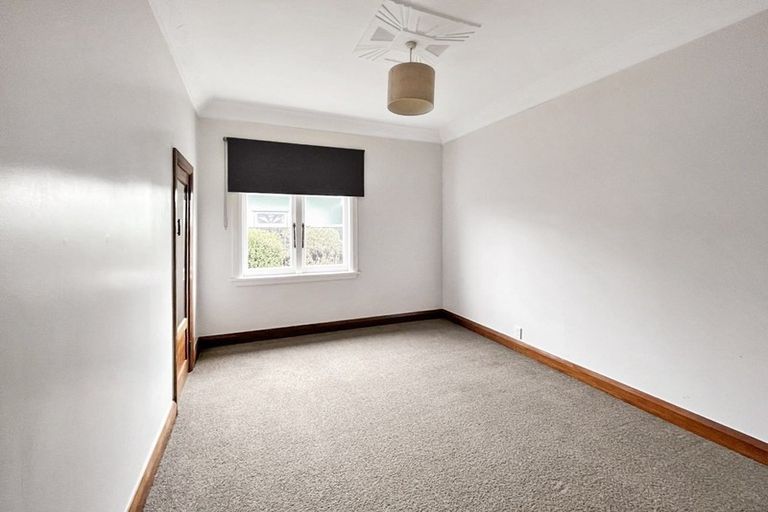 Photo of property in 38 Guy Avenue, Takaro, Palmerston North, 4410
