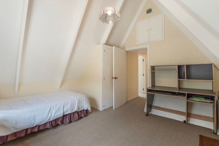 Photo of property in 11 Roxby Street, South Hill, Oamaru, 9400