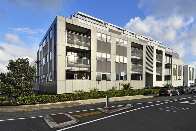 Photo of property in Maison Apartments, 112/16 Huron Street, Takapuna, Auckland, 0622