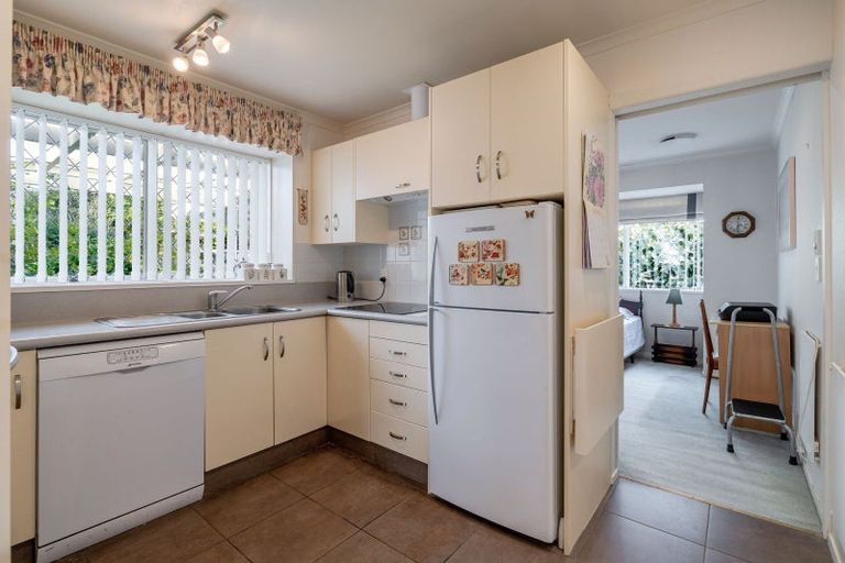 Photo of property in 127 Victoria Avenue, Hokowhitu, Palmerston North, 4410