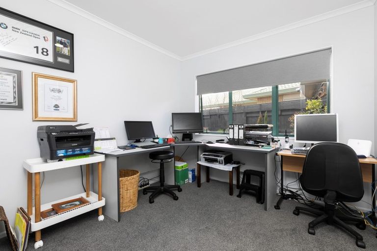 Photo of property in 39 Rosberg Place, Mount Maunganui, 3116