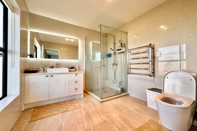 Photo of property in 84 Mettam Drive, Swanson, Auckland, 0614