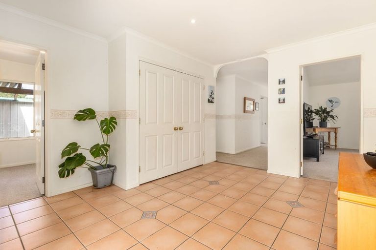 Photo of property in 28 Harry Shaw Way, Raumati South, Paraparaumu, 5032