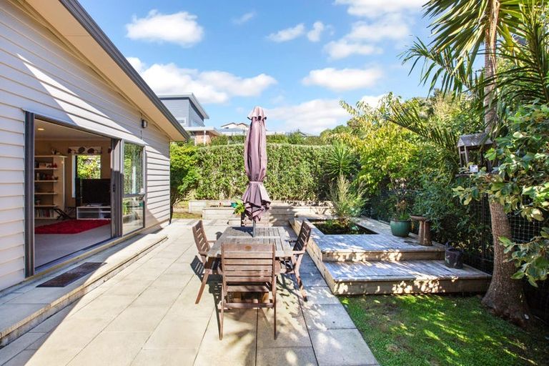 Photo of property in 53 Saint Ives Drive, Camborne, Porirua, 5026