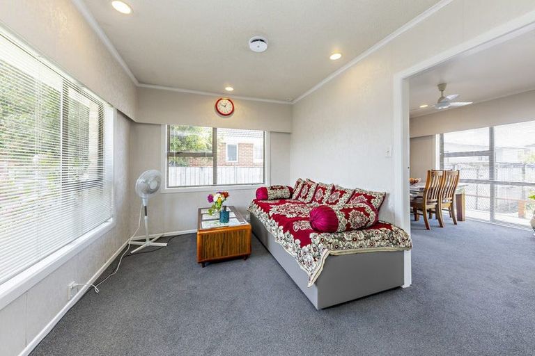 Photo of property in 18 Cameron Street, Papakura, 2110