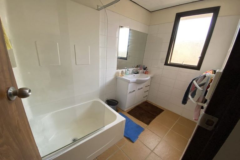 Photo of property in 1/30 Gifford Road, Papatoetoe, Auckland, 2025