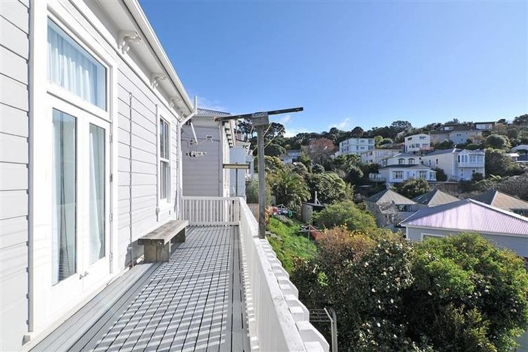Photo of property in 10a Bidwill Street, Mount Cook, Wellington, 6021