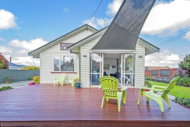 Photo of property in 19 Riwai Street, Templeton, Christchurch, 8042