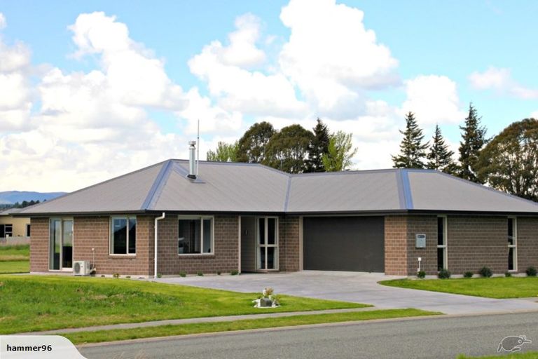 Photo of property in 8 Asher Avenue, Te Anau, 9600