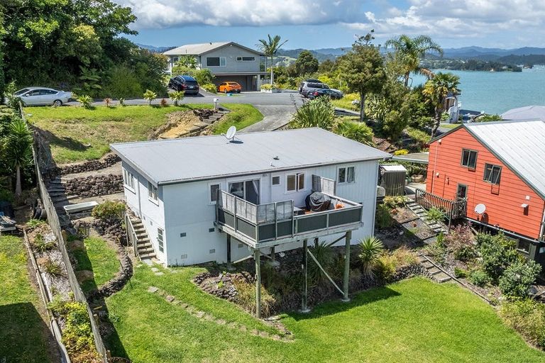 Photo of property in 13 Binnie Street, Paihia, 0200