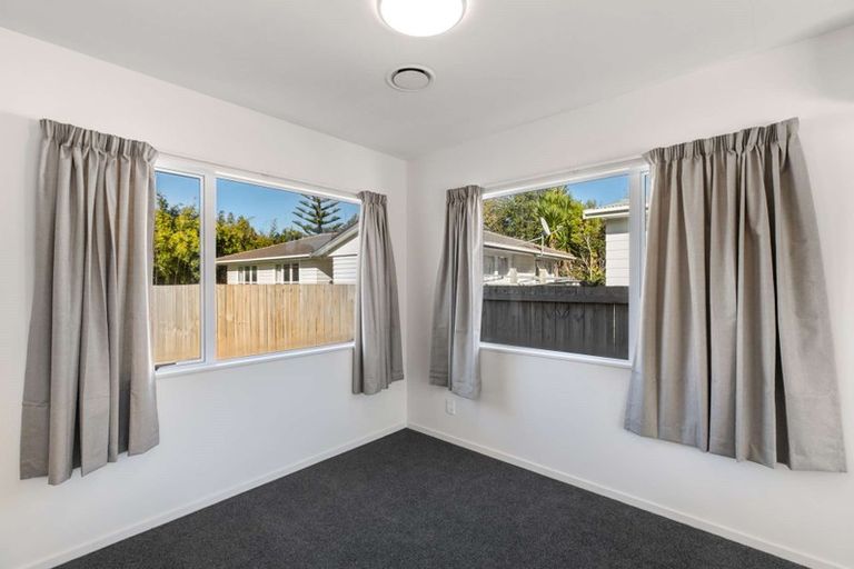 Photo of property in 14a Mildmay Road, Henderson, Auckland, 0610