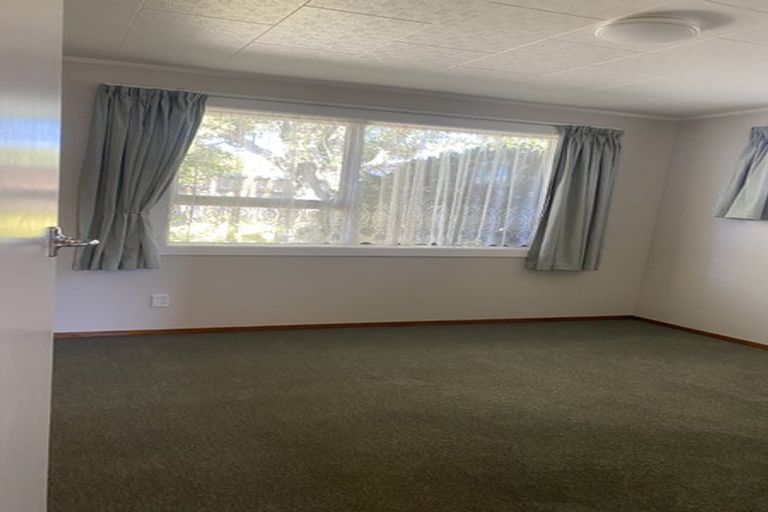 Photo of property in 14 Gibson Drive, Hornby, Christchurch, 8042