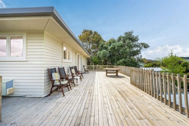 Photo of property in 3 East Avenue, Manly, Whangaparaoa, 0930