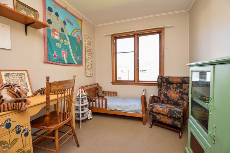 Photo of property in 22 Diamond Street, Carterton, 5713