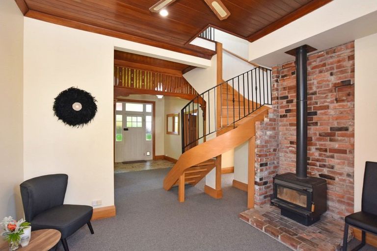 Photo of property in 5 Prince Street, Winton, 9720