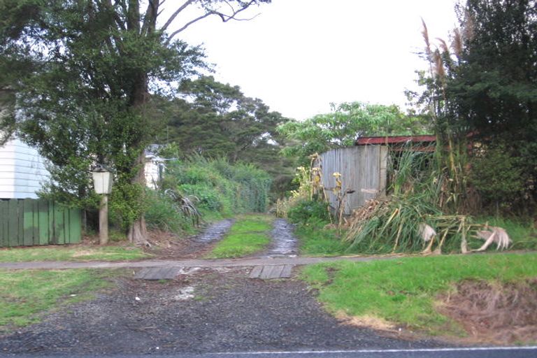 Photo of property in 38 Birdwood Road, Swanson, Auckland, 0612