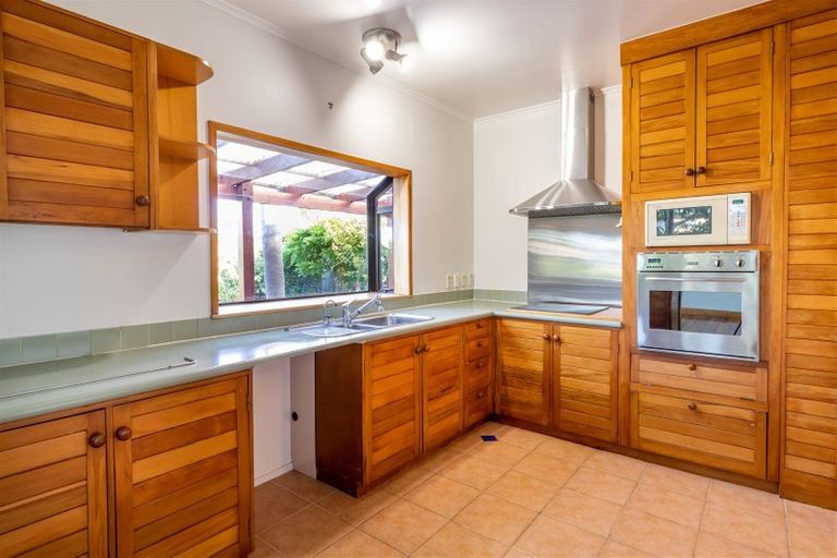 Photo of property in 36 Ruawai Road, Mount Wellington, Auckland, 1060