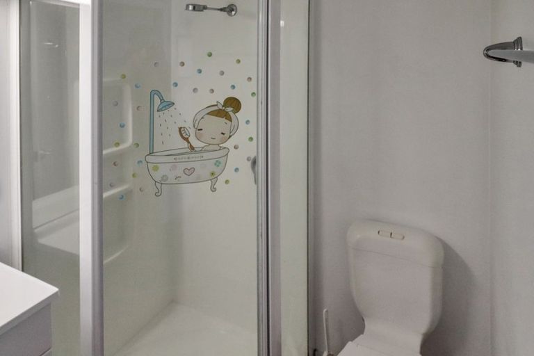 Photo of property in Orange Apartments/victoria Centr, 701/169 The Terrace, Wellington Central, Wellington, 6011