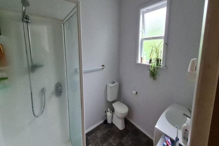 Photo of property in 19 Alexandra Road, Roseneath, Wellington, 6021